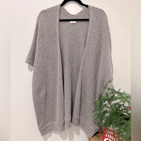 Aritzia Community Iconic Cape Oversized Cotton Blend Knitted Cardigan size XS/S - Picture 2 of 8